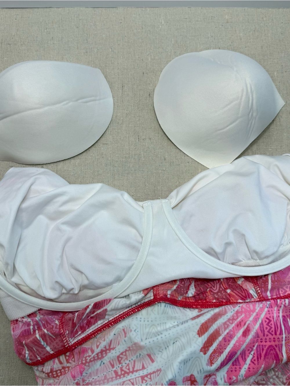 IT Figures Women's 18W Plus Underwire One Piece Swimsuit Floral NWOT - Picture 8 of 14